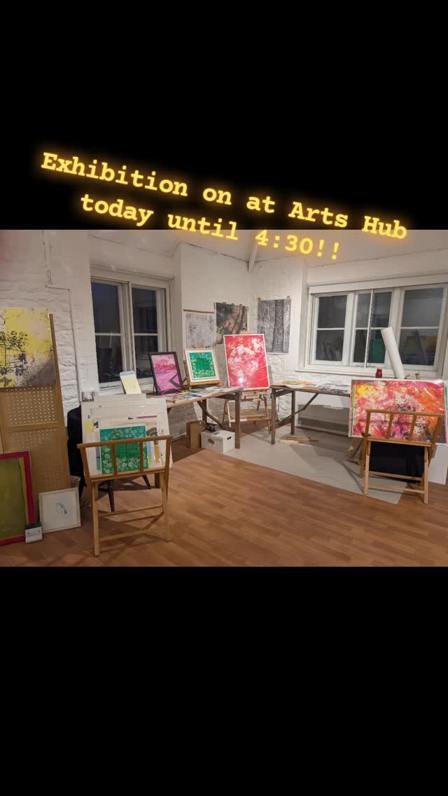Exhibition open today at the Arts Hub until 4:30pm!
Pop by to meet Amy and Emma and see what works they have created during their year's residency 🖼️✨👩🏽🎨👩🏼🎨 learn about their techniques for creating their work and see their studio space. Most of the art is for sale too :)
#artshub #eastharptree #chewvalley #communityart #artexhibition