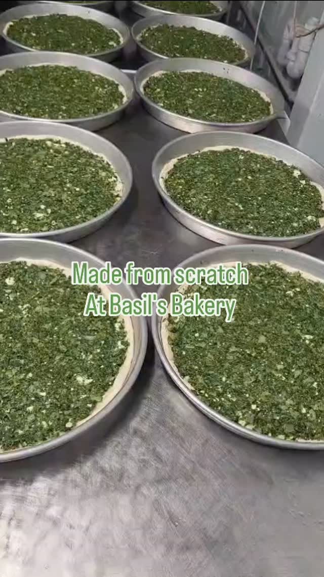 Spanakopita is a traditional Greek savory pastry, featuring a mixture of spinach, feta cheese, onions , leeks, and herbs encased in layers of buttered, flaky phyllo dough.
#spanakopita #madefromscratchwithlove❤️ #artisanbakery #suportlocal #indepentantbakery