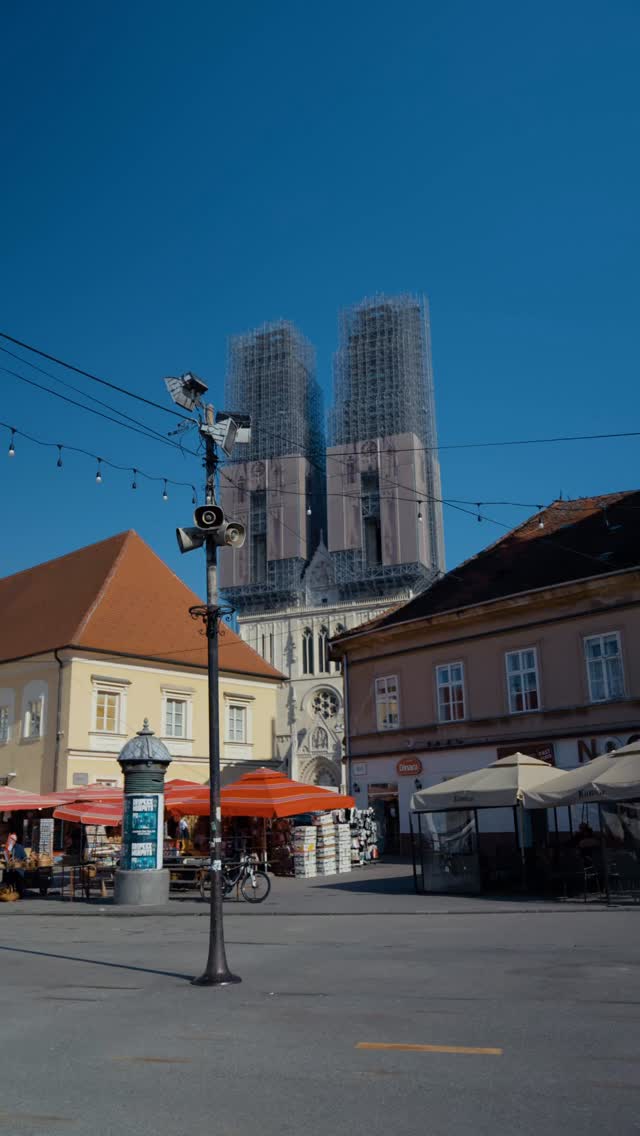 Naše “face s placa” sele s Dolca na Kvatrić! Vidimo se 27.3. na Tržnici Kvatrić od 18h! #petkomjedemonaplacu 📹by @maleniica