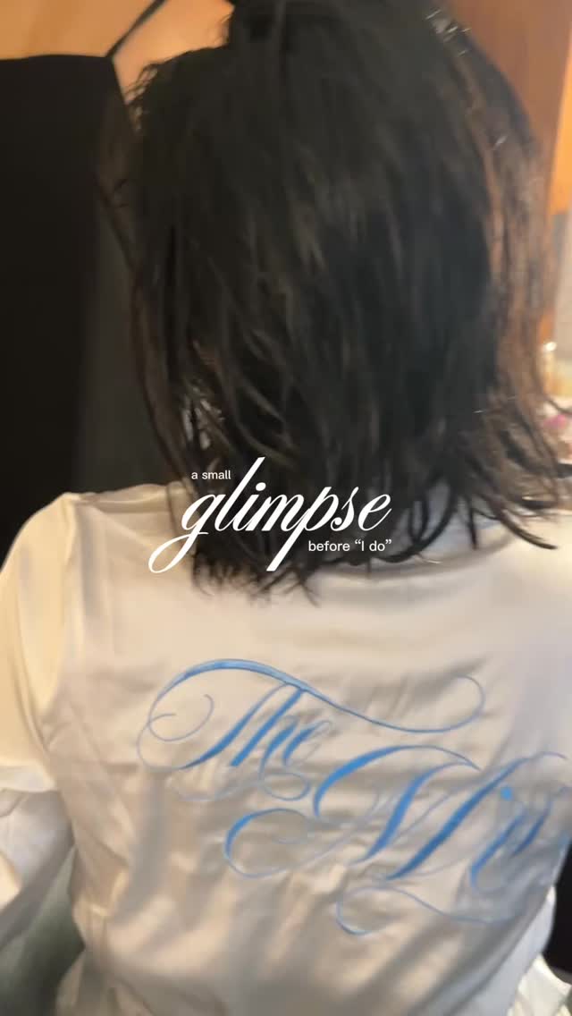 Hairstyle by @phiphiyvonne
Blowout @dysonhairpro with
@schwarzkopfusa osis hair volume mousse
Curl with 1 inch @babylissprousa
Heat protector @kenraprofessional
Dry vol powder ans hairspray by @schwarzkopfusa osis line