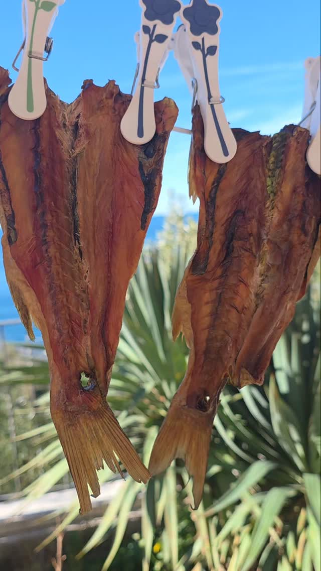 Tradicija je poput ljubavi.Ona je vrijedna i iskrena jedino ako ne sputava,već ti daje slobodu da zaroniš! #mediterianfood #fishrecepie #cookingclass #seafood #dryfish
