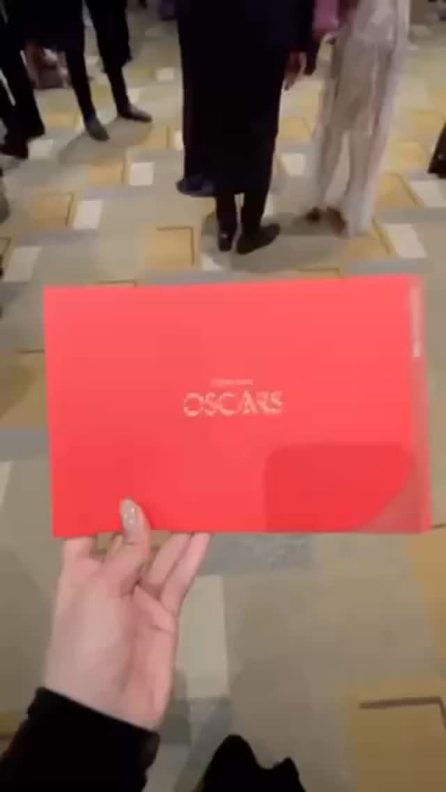 The Official-Style Oscars Red Carpet: 98th Academy Awards Viewing Party at Elevate | more info at www.AwardsLounge.com | Sunday, March 15th, 2026 @takamisushila and @elevatelounge | Presented by @socialmixlosangeles @theworldnetworks #academyawards #oscarviewing #oscarviewingparty #redcarpetfashion