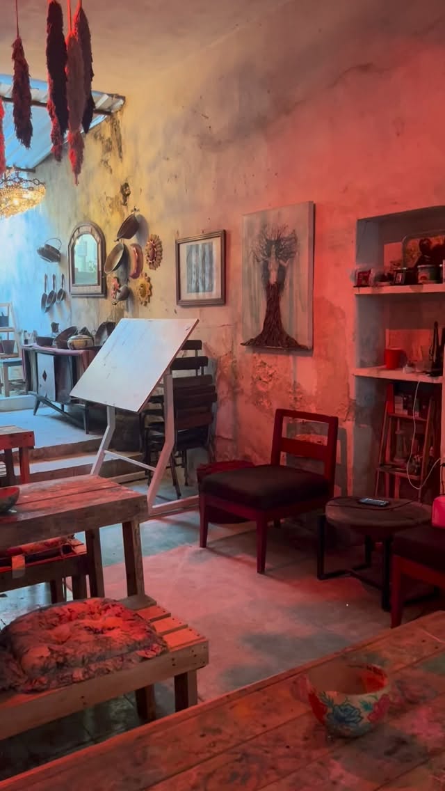 Grateful to offer yoga at the beautiful sanctuary of @ritualcasa ✨
Soft movement, deep breath, and a space to truly unwind. This practice is about slowing down, reconnecting, and giving the body what it’s been asking for 💫
We hope to see you there next Friday at 6pm. Join us🌙
•
Agradecida de ofrecer yoga en el hermoso santuario de @ritualcasa ✨
Movimiento suave, respiración profunda y un espacio para realmente relajarte. Esta práctica se trata de bajar el ritmo, reconectar y darle al cuerpo lo que ha estado pidiendo 💫
Esperamos verte el próximo viernes a las 6pm. ¡Acompáñanos! 🌙
#restorativeyoga #yogateacher #mérida #supportlocalbusiness #followyourpath