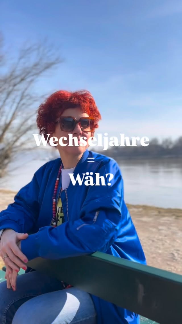 Wechseljahre = Wäh?
Oder…
Wechseljahre = WOW! ✨
Uns wurde lange erzählt, diese Phase sei ein langsamer Abschied.
Von Energie.
Von Attraktivität.
Von „so wie früher“.
✨Ich sag dir was:
Vielleicht verabschieden wir uns nicht von uns selbst.
Sondern von Erwartungen, die nie unsere waren.
Ja, da sind Symptome.
Ja, da sind Fragen.
Ja, manchmal ist da Chaos.
Aber da ist auch:
🧡 Klarheit
🩷 Grenzen
🧡 neue Kraft
🩷 weniger gefallen wollen
🧡 mehr echtes Ich
MENOMIO ist für Frauen, die nicht leise verschwinden wollen.
Sondern verstehen wollen, was mit ihrem Körper passiert –
und wie sie diese Phase für sich nutzen können.
Wissen statt Wegdrücken.
Austausch statt Scham.
🫶WOW statt WÄH.
Wenn du spürst, dass da mehr ist als nur „durchhalten“ – bleib hier.
Hier feiern wir die Wechseljahre. ✨
Schreib mir in die Kommentare:
Bist du Team Wäh oder Team WOW?
#WowStattWäh #Wechseljahre #glücklichewechseljahre #Queenager