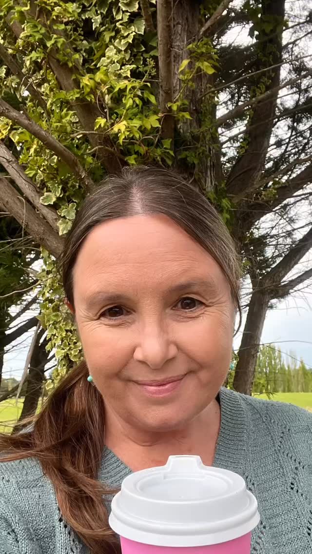 Positive vibes only 🩷 #livinmybestlife #gratefulforthesemoments #mondaycoffee #happyontheinside #ultimateglowup