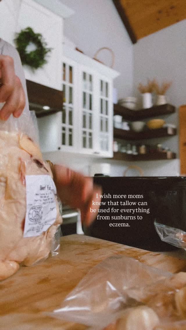 So many moms are trying to simplify what goes on their family’s skin…
but don’t realize the answer has been around for generations.
Tallow is rich in nutrients our skin recognizes and knows how to use.
It’s been used to support things like:
• dry skin
• eczema
• sunburns
• diaper rash
• cracked hands & heels
One jar. So many uses.
The old ways really were the good ways.
Follow along if you’re curious about simple, traditional skincare 🌿
#bloomsandtallow #farmtoskin #naturalskincare #tallowskincare #eczemarelief