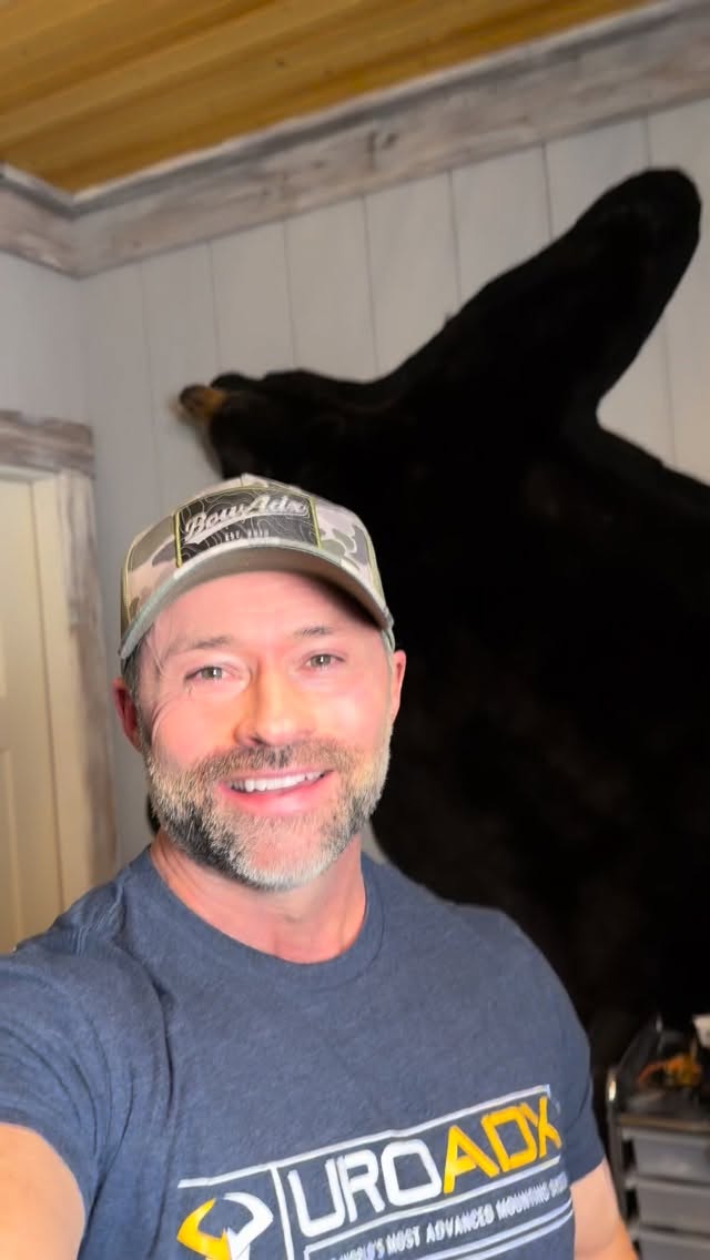 UROADX Founder @chadryandavis shows some of his favorite ways of using the UX1 system. Gotta love the versatility the UX1 offers!
.
.
.
#uroadx #euromount #taxidermy #deerhunting #whitetails