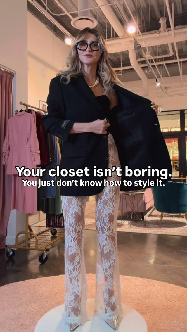 Most women think they need a new wardrobe.
You don’t.
You need to learn how to use what you already own.
This is one blazer.
I simply changed the energy by adding @malkaribytali brooches and suddenly it becomes ICONIC
The difference between a full closet and a functional wardrobe is not shopping.
It’s styling.
This is exactly what I teach inside my Calling Forth the Queen Masterclass.
On March 11 I will show you:
• how to refine your signature style
• how to build a capsule wardrobe
• how to mix and match pieces you already own
• how to create outfits in minutes instead of staring into your closet
You will stop wearing the same 3 outfits on repeat.
You will know exactly what to wear — every day.
Comment CFTQ and I’ll send you the enrollment link 🤍