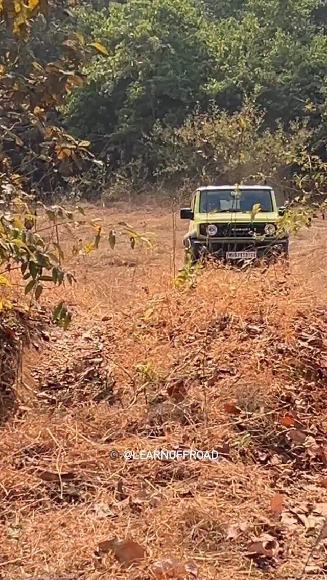 Here’s a glimpse from one of our level 2 courses.
Why was it important that he shouldn’t have turned to his left? Let us know in the comments the reason for that and why that led to his failure.
Note: student driver here to learn. Haters will have comments deleted.
#learnoffroad #jimny #offroadjunkie