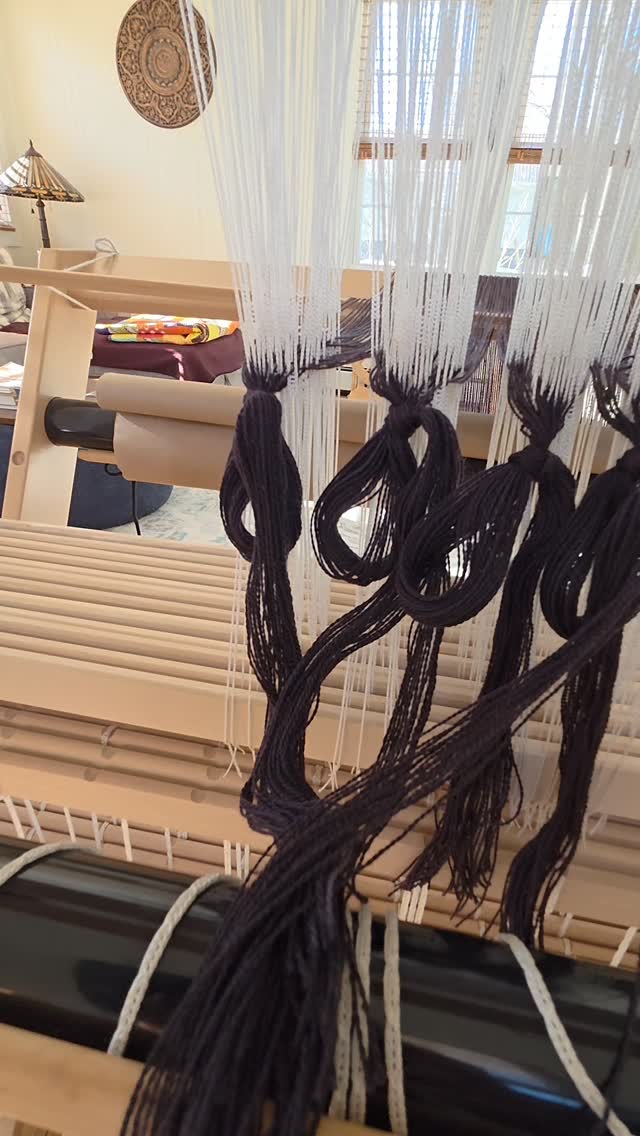 Almost done threading!
#sunriselodgefiberstudio #weaversofinstagram #weaving #handmade #handdyed
