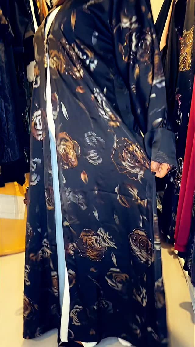 High class abaya #hijabi #fyp #somalisocialmedia