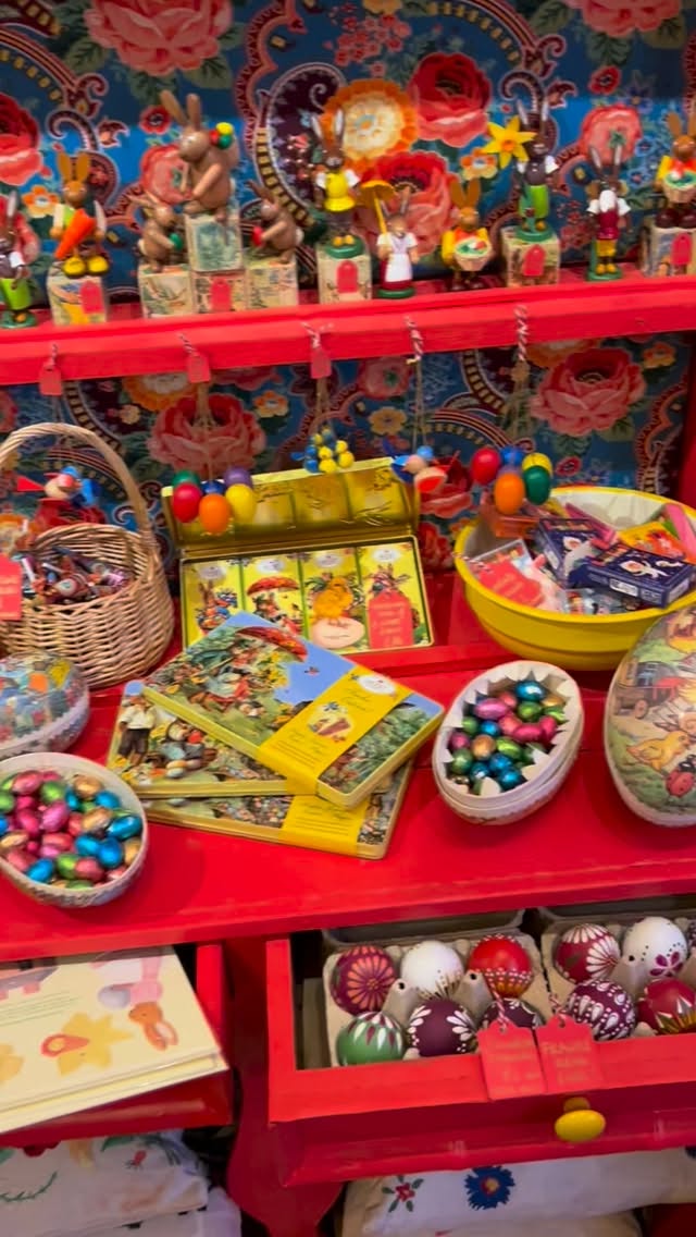 Got the bunnies and chocs out at last.
I managed to find some vintage paper mâché fillable eggs in different sizes that I remember so well from my childhood. These were called Pappmaché Ostereier and were traditionally produced mainly in the Thuringia region of the GDR from the late 19th century. I just have a few - all listed on my website.
Choc-wise there are nostalgic tins containing 4 bars from Germany, little boxes of Spanish chocolate pencils and whizzy French chocolate rockets.
The bunnies are all wooden and handmade in Erzgebirge, the traditional toy-making region of Germany.
Find them on the Shop the Edit page of my website or just hop along to the Bungay shop where they will all be waiting for you.
#easterchoc #erzgebirge #woodenbunny #bungayshops