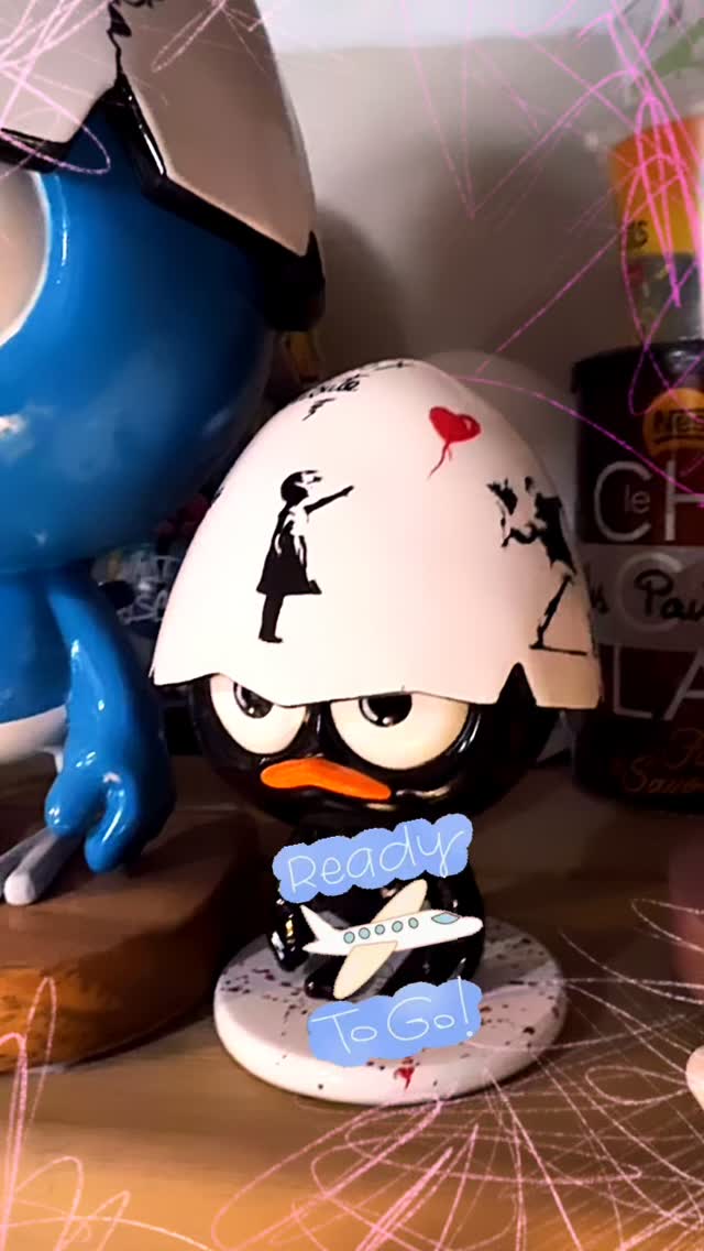 Bientôt prêts au départ ! 🇫🇷🇷🇺🇮🇹🇺🇸🇦🇪#sculpture #calimero #ceramique #art #luxe