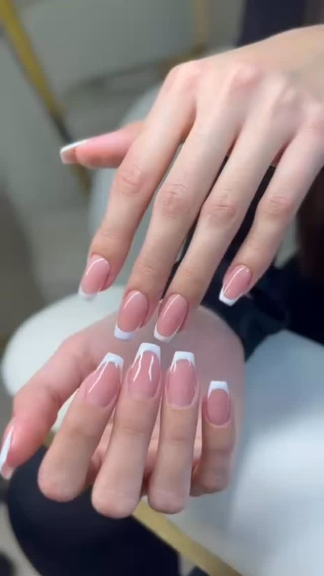 ๐
Whatโs your go-to nail of choice?
๐ Comment down below ๐
๐ฒ DM or WhatsApp +971 50 8818 287 to book - luxury in-salon or home beauty services
#GoldenGlow #Dubai #DubaiBeauty #KBeautyDubai