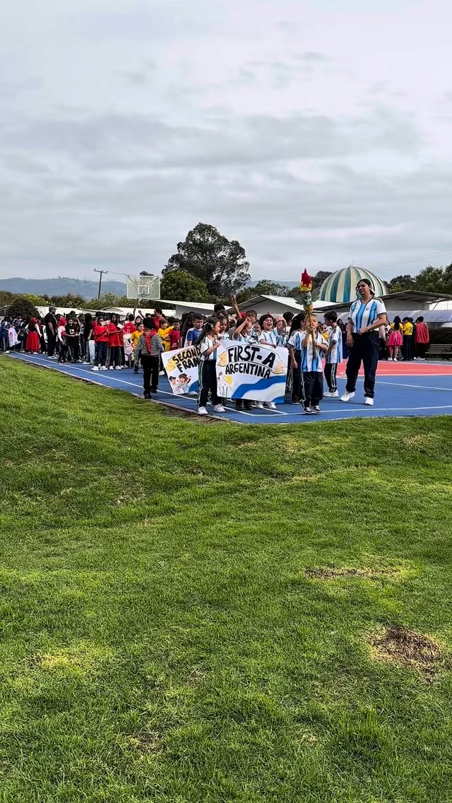 Así se vivió la inauguración de los juegos intercursos 2026 en la sede campestre 💙💚