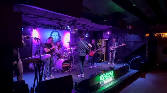 "Horizon" opener @talkhousebar + "Horizon" release on the same day. A night we'll never forget...
#Horizon #outnow #streaming #talkhouse