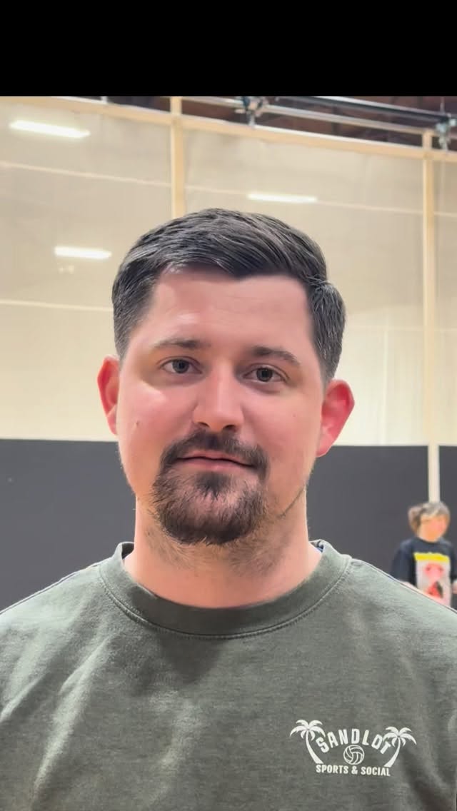 The air is starting to smell like sand volleyball season 😌🌸