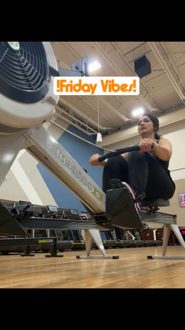💚 “Don’t work out because you hate your body — work out because you love it.”
So many people start their health journey from a place of frustration.�But real, sustainable health doesn’t come from punishment.
It comes from respecting your body, nourishing it, and supporting it.
Movement and nutrition should help you:
�✨ Feel stronger�✨ Improve your energy�✨ Support your hormones and metabolism�✨ Reduce inflammation and gut issues�✨ Build long-term health
You don’t have to follow extreme diets or punishing workouts to feel better. Small, consistent changes in how you eat, move, and care for your body can make a powerful difference.
As a registered dietitian, I help clients with:
�🥑 Gut health & bloating�🥑 Hormone balance�🥑 Food sensitivities�🥑 Sustainable changes
Your body isn’t the enemy. It’s the home you live in. 💚
If you’re ready to work with your body instead of against it, I’m here to help.
🌿 Learn more about personalized nutrition counseling through the link in bio.