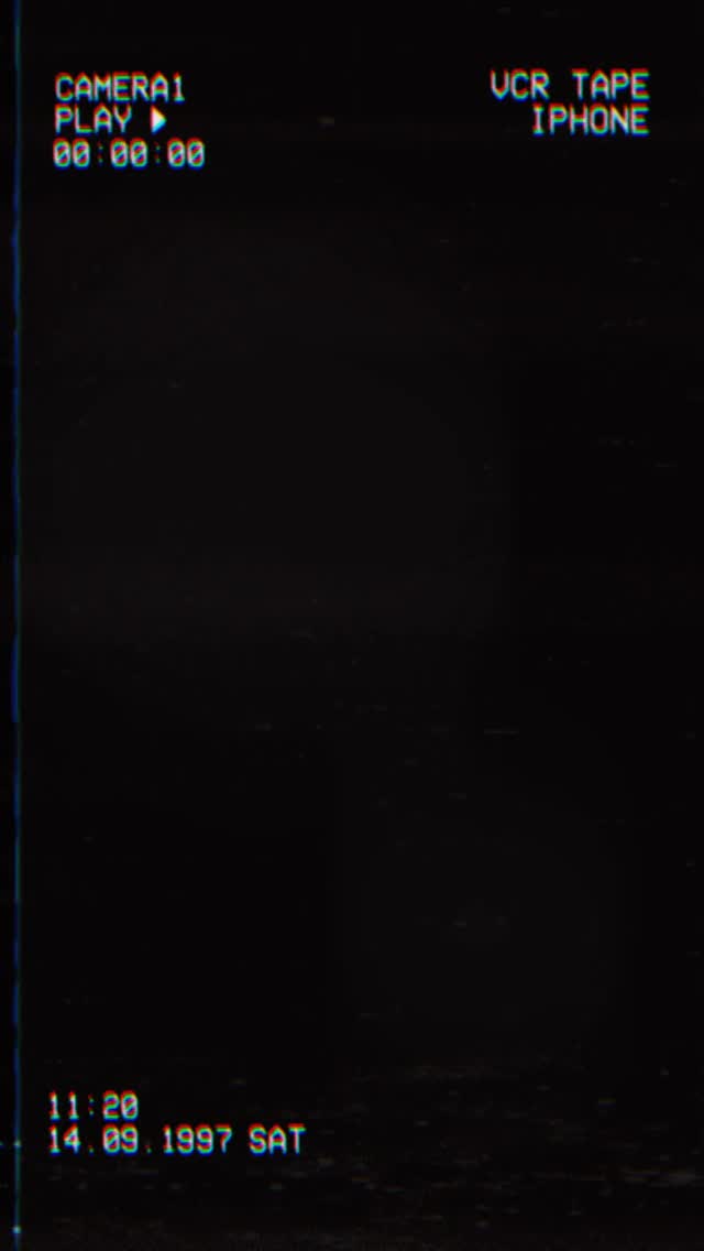 Do premiery coraz bliżej… a to znaczy tylko jedno – emocje rosną.
Dzisiaj na scenie kręciliśmy ujęcia do wizualizacji. Tylko fragmenty. Tylko detale. Bez zdradzania za dużo.
Za obraz odpowiada Przemysław Żmiejko – a my już wiemy, że będzie się działo.
Pojawi się efekt lustra. 🪞
I nie będzie to zwykłe odbicie.
Reszty na razie nie zdradzamy.
Niech napięcie rośnie. 🎭✨
Stylizacja @adrian.lewandowski.projektant