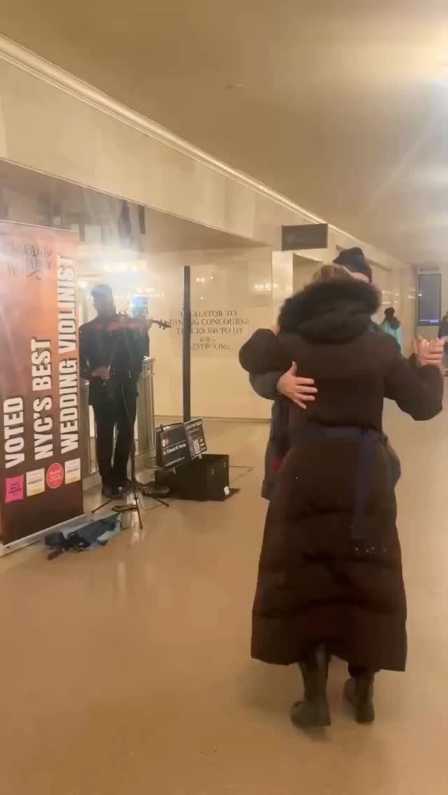 47 years together is truly a blessing! Thank you for letting me share this special moment with you, and Happy Anniversary❣️
I performed “Can’t Help Falling in Love” at the request of this lovely couple during my “Subway Series” performance yesterday morning at Grand Central Terminal.
Moments like this are why I share my love for music at weddings and private events, and I hope to be a part of yours too.
🎥: @zizi_tours
#canthelpfallinginlove #dancingcouple #weddinganniversary #nycwedding #weddingviolinist