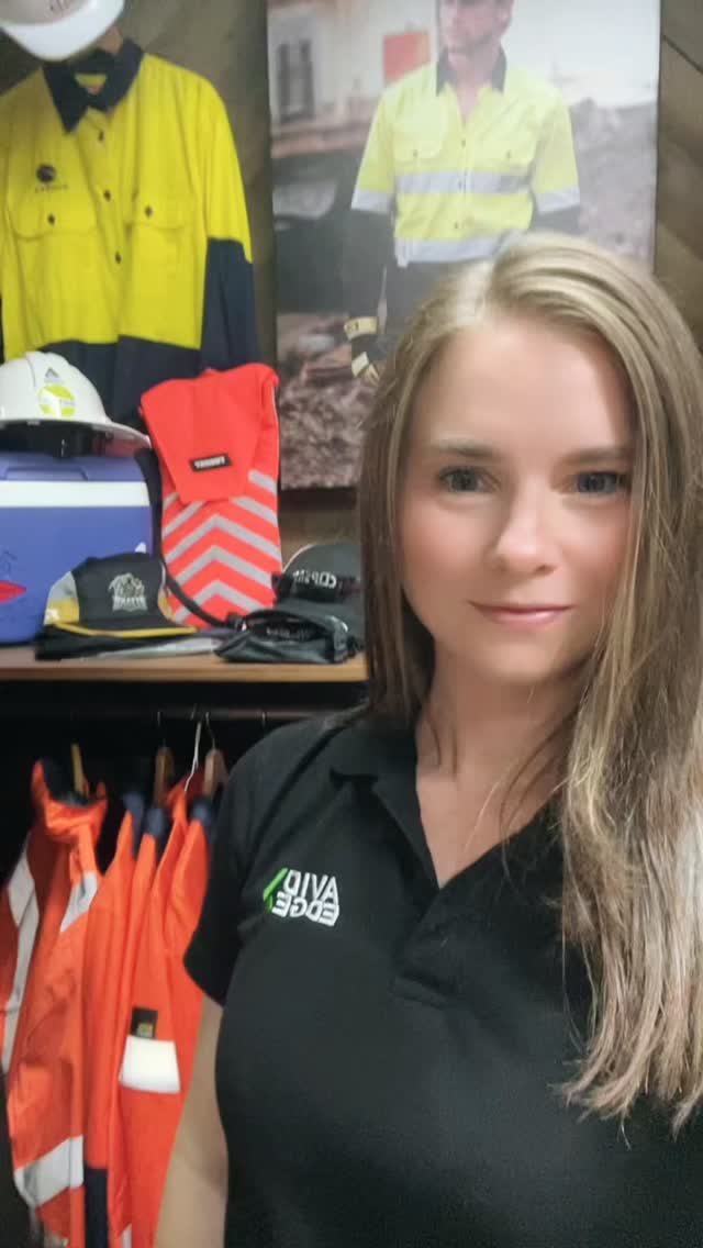 Most workwear programs are approved once, then left untouched for years.
Sites evolve. Exposure changes. Crews grow.
But specifications often stay fixed.
In some environments, wear accelerates faster than expected. Knees thin from constant kneeling. Dust embeds into fibres. Reflective tape fades sooner under frequent washing.
It rarely feels urgent.
Until replacement cycles shorten and coordination effort rises.
The issue usually isn’t price.
It’s autopilot.
Mature operators review infrastructure before it becomes friction.
Full breakdown in this week’s blog (link in comments).
#workwear #workplacesafety #safetycompliance #sitemanagement
#operationalexcellence