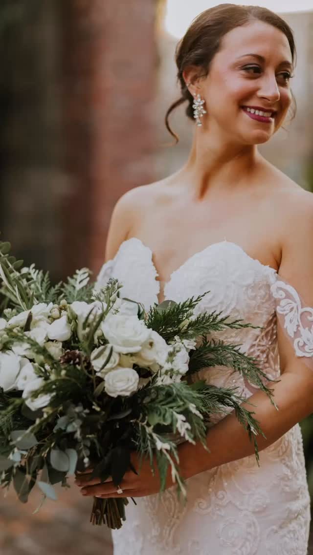Creating a pressed flower bridal bouquet from Emily’s 2022 air dried bouquet as a gift from her parents. #atlantaweddingflorist #pressedflowers #flowerpreservation #2026brides