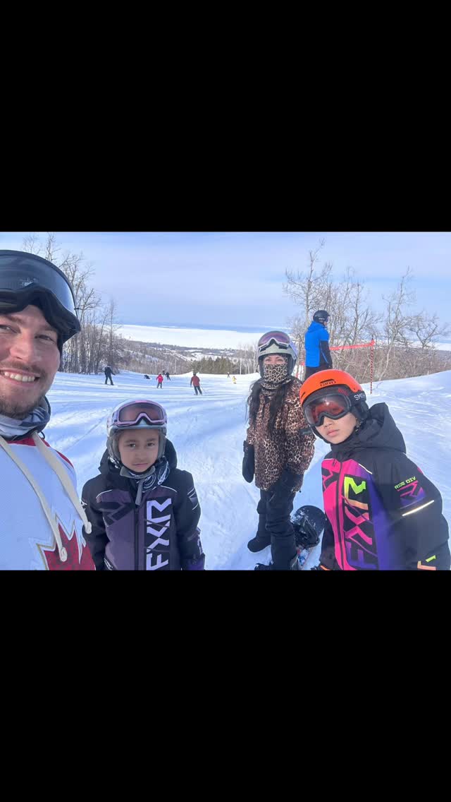 Friday Funday 🏊♀️ 🏂⛷️