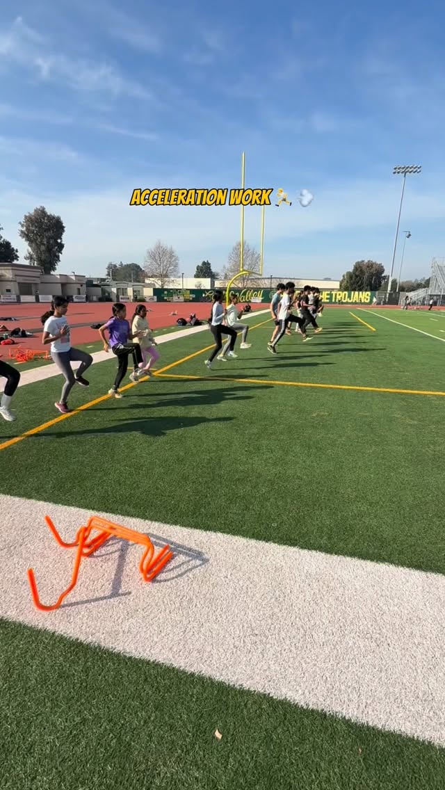 These drill were all about cleaning up the details.
We were focusing on eliminating the loop and improving trail leg recovery. Efficient mechanics means faster, smoother sprinting.
Small adjustments. Big speed payoff 👏💨
#AMSpeed #SprintMechanics #SpeedTraining #TrackAndField #AthleteDevelopment