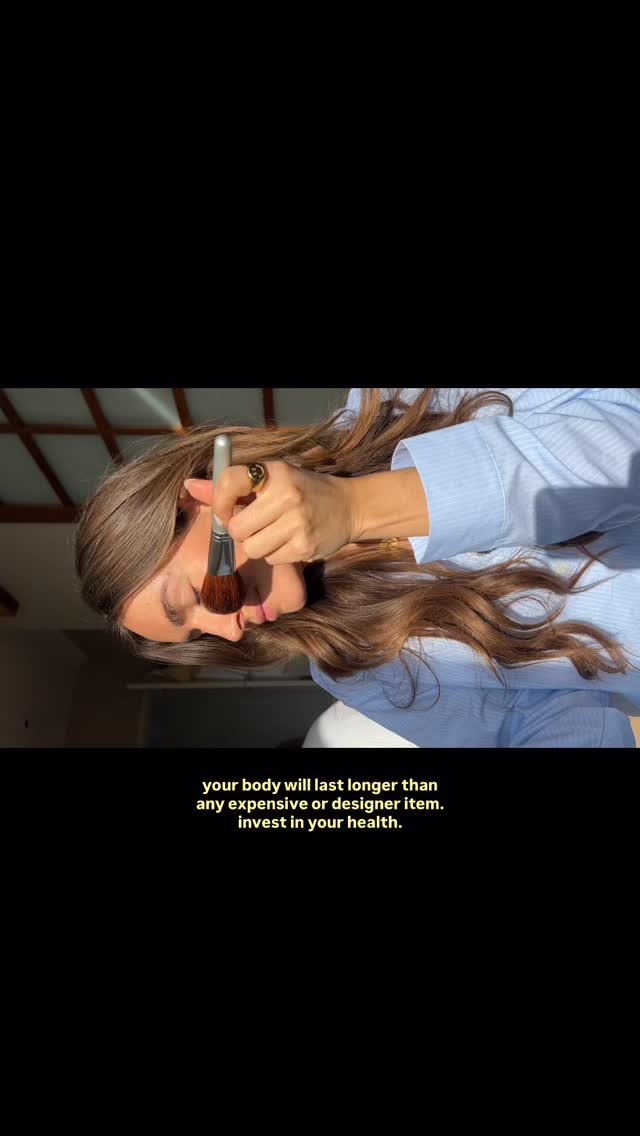 No gatekeeping here: I go to @caesar_denhaag 2–3 times a week for sauna sessions, strength training, reformer pilates (the studio is gorgeous omg), and it honestly does wonders for my mood, my body, and even my skin.
Invest in a place/routine/gym/spa that works for you and makes you feel good. Your health is your biggest wealth. 💛
#caesardenhaag #caesarthehague #workoutroutine #spaday #wellnessroutine