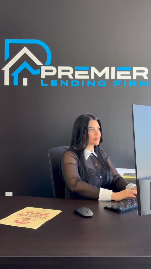 We know a thing or two about hot rates🔥…and hot wings🏡🐔 Join us March 14 for the 9th annual Wings Over the Bay!! #chickenwings #chickenwingslover #realestate #mortgages #🐔