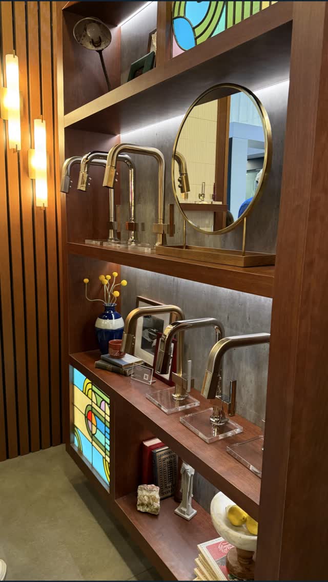 There were so many great vendors at this year’s International Builders' Show in Orlando, and that included the Frank Lloyd Wright Bath Collection displayed by Brizo, which caught our eye.
This collection “belongs harmoniously within the bath space, honoring Frank Lloyd Wright’s philosophy that buildings should be of the landscape, not imposed upon it.” We agree.
Follow us as we post some of our favorite residential products from the show.
#IBSMarchMadness #TheMarketingDirectors #TMDRealEstate #NAHB #InternationalBuildersShow