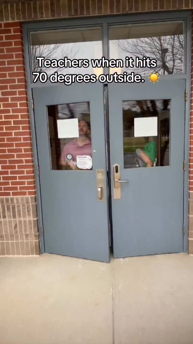 👇 What’s your go-to excuse to take your class outside? #TeacherLife #TeachersofTikTok #MiddleSchoolTeacher #TeacherComedy #TeachersofInstagram