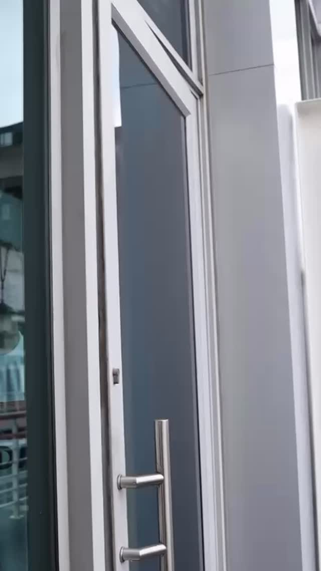 A little cloudy outside? 🌧️
Let STRONG PR, Marketing and Events be the silver lining when planning your next conference or event.