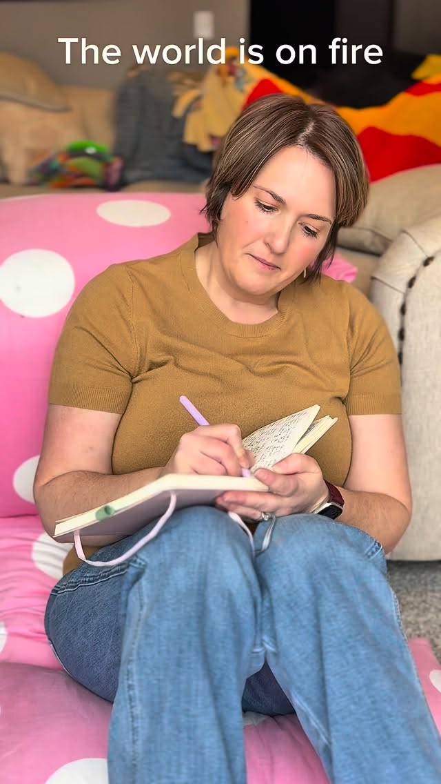 In order to avoid the overwhelm and paralysis neurodivergent women have to find ways to engage in self care and put their needs for regulation first. It’s ok to be intentional about the scroll, how you consume news and demands on your system. This isn’t about avoidance but rather about remaining engaged when the world wants us to shut down. #adhd #mentalhealth #selfcare #fear #overwhelm