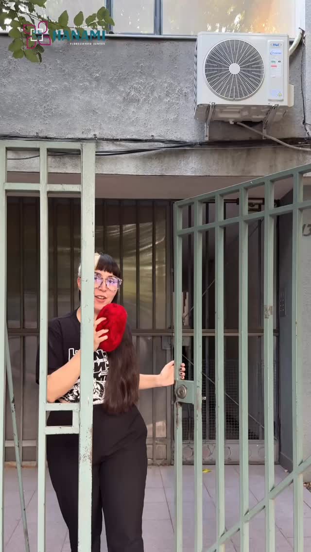 🌿 En Espacio de Salud Hanami te acompañamos en tu proceso de bienestar.
Contamos con atención en psicología, terapia ocupacional y nutrición, desde un enfoque integral y humano.
Si no sabes qué especialidad es la más adecuada para ti, escríbenos 💬 Te orientamos con una asesoría gratuita para ayudarte a tomar la mejor decisión según tu caso.
📍 Estamos en Providencia, a pasos de Metro Los Leones.
💻 Atenciones presenciales y online.
Nuestro equipo de profesionales está aquí para acompañarte en cada etapa de tu proceso.
📲 Agenda a través de nuestra página web o escríbenos directamente por WhatsApp.
Tu bienestar comienza con un primer paso 🤍
#SaludIntegral #PsicologíaProvidencia #TerapiaOcupacional #SaludMentalChile