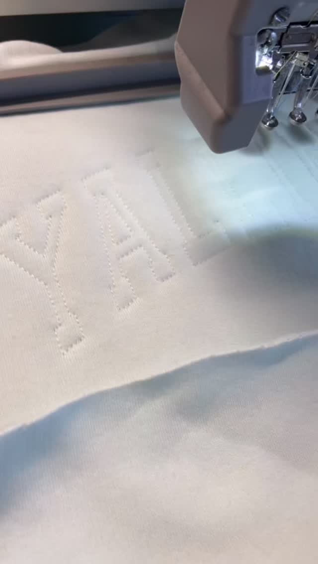 Testing out a new embroidery style that has been on my bucket list for everrrrrrr
Raw edge Appliqué using the same material as the garment
My fav seafoam colour relax hood by @ascolour
What do you guys think for first attempt?! (Yes forgot to cut out the P and the A )
#applique #appliqueembroidery #yallingup #custommerch #embroidery