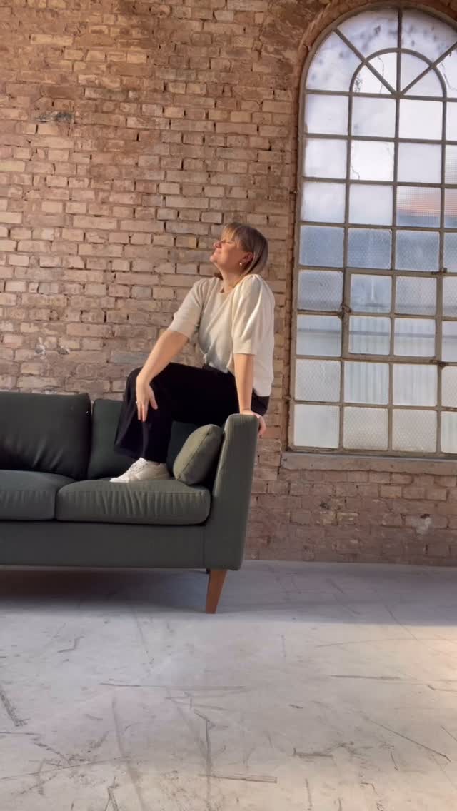 Backsteinwände, Industriefenster, hohe Wände. Du kannst dich nicht für eine Homestory begeistern und willst zeitlose Bilder im industriell Look?
Schau gleich nach, ob es noch einen passenden Zeitslot für dich gibt. Schreib mir oder finde den Link in der Bio