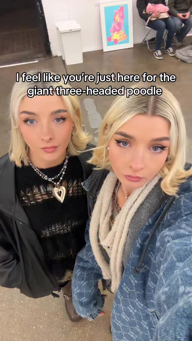 just came for the giant three-headed poodle, imagine that! 😇🐩
#poodle #proteinstudios #shoreditch #popart #sculpture