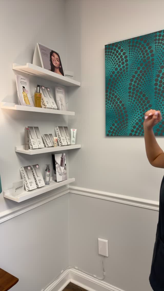 Product highlight!
Epionce Lytic Gel Cleanser!
A favorite cleanser for so many patients!
It’s a great cleanser, safe for acne prone skin, has a little tingle and foams great!
(Side note, you only need a little for your face!)
Come get a Fresh Start Facial and check it out!
#RadiantMed #Facial #Cleanser #AcneProneSkin #Skincare