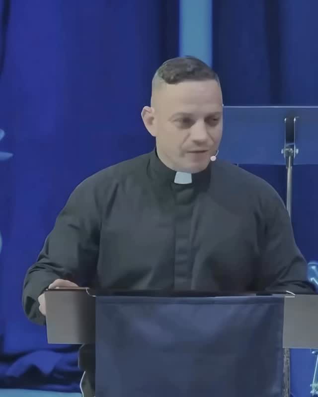 Список кораблей: единство Церкви, пересекающее все границы.
Мы говорим о том, как евангелист Лука, подобно Гомеру в Илиаде, использует список имен, чтобы показать реальность происходящего. Семь представителей разных церквей несут пожертвования в Иерусалим, демонстрируя единство, которое пересекает этнические, культурные и географические границы. Это не политический проект, а плод Евангелия — Церковь Иисуса Христа в движении.