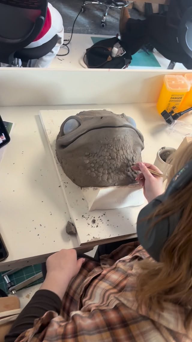 Busy week @stiuideofia this week.
@character_makeup_design_iadt 3rd year and 4th students are in the house.
Next week moulding.
.
If you would like to learn to sculpt
Apply to our next accredited course by CFA - IADT and part funded by Creative Skillnet.
30th March - 3rd April
To apply link in bio
.
@myiadt
@creativefuturesacademy
@creativeskillnet
@stiuideofia
#characterdesign #monsters #creatures @chavant_clay #sfxtutorials #sculpting @skillnetireland @ardan_ie @galwaycityfilm @mouldlifeusa