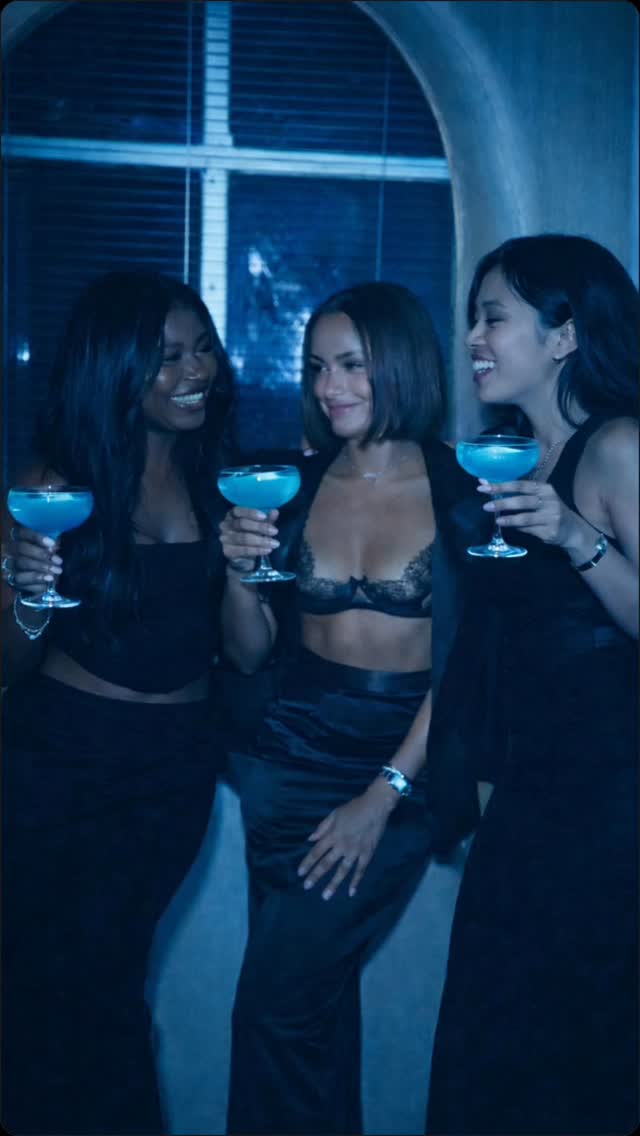 To the women who make history —
and make the night unforgettable. 💙
This Women’s History Month, we raise a glass to ambition, beauty, resilience, and power.
Here’s to progress in the daylight…
and a little blue in the glass at night.
Enter the Blue.
Get your bottle. Link in bio.
#WomensHistoryMonth #EnterTheBlue #SmugglersRhum #BlueEra