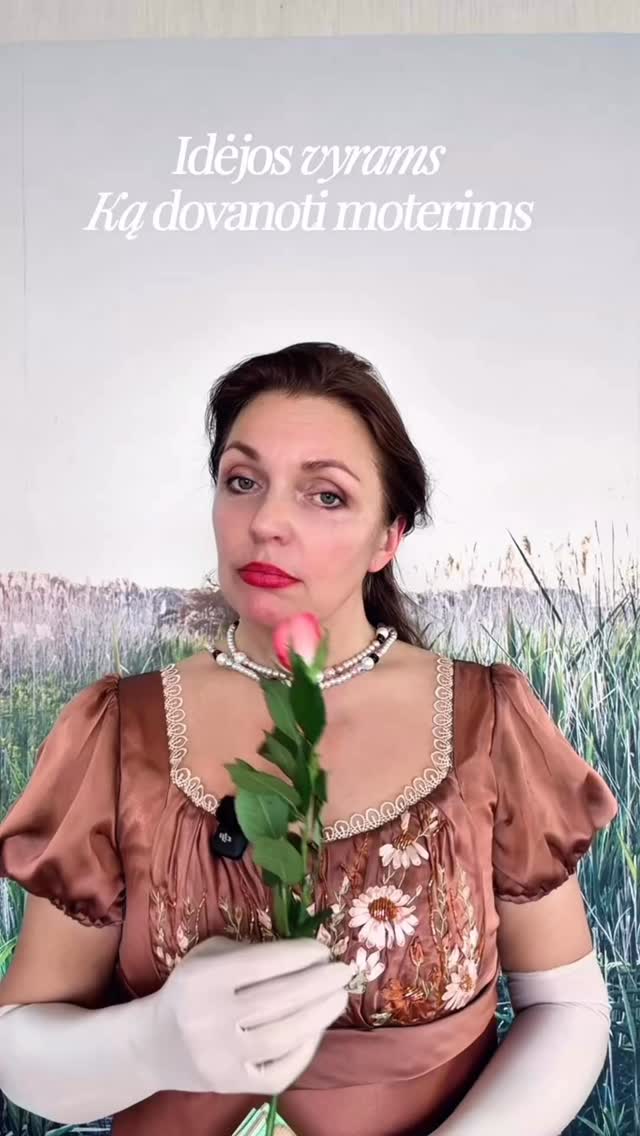 Sugalvoti, ko moterys nori dovanų, kartais atrodo kaip sudėtingiausias rebusas pasaulyje. 🤔
Tačiau dovanų klausimą galima išspręsti kur kas paprasčiau. Mūsų salono siela Inga paruošė trumpą gidą vyrams, kuris padės nepasiklysti moterų norų labirintuose. ✨
Vyrai – žiūrėkite, mokykitės ir išsisaugokite (padėkosite vėliau!).
Moterys – palengvinkite jiems šią užduotį ir tiesiog nusiųskite šį video. 😉
#dovanuidėjos