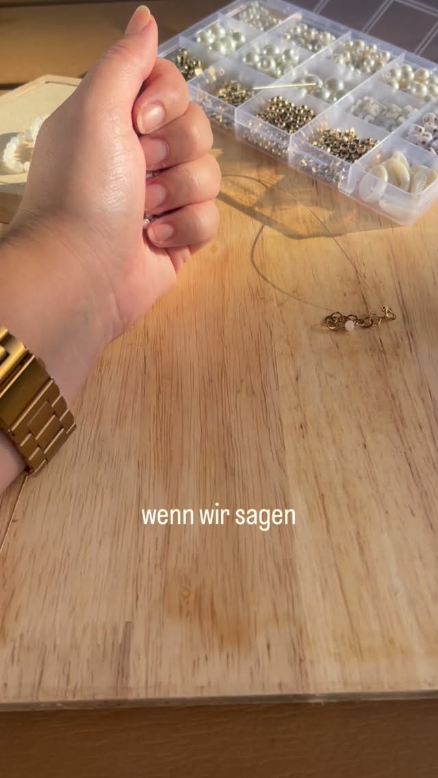 Was wir mit HANDMADE meinen 🫶🏼 von vorne bis hinten reine Handarbeit. Wir hoffen die Liebe zur Arbeit spürt man ✨
#handmade #love #manukagifts