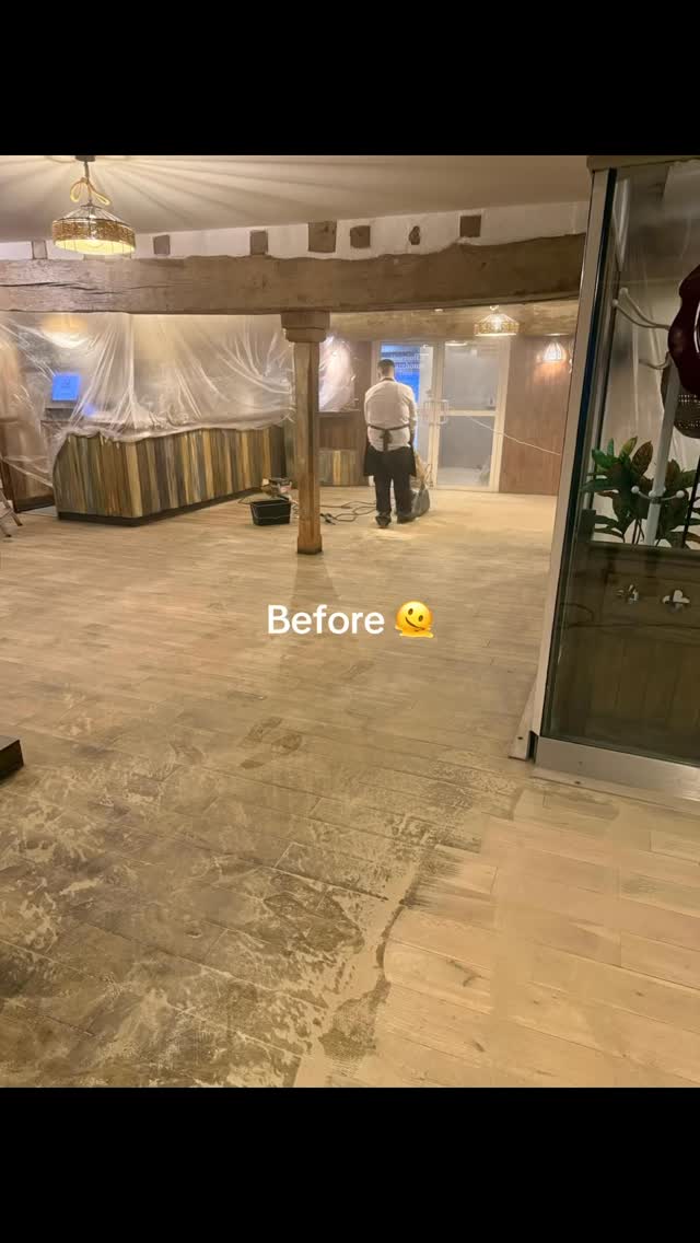 A full on couple of days but thank you to our amazing staff who pulled it out the bag and made the floor like new 😍and the deep clean making the restaurant sparkle ✨
Floor & Edging supplies were all supplied by @mkm_kingslynn supplies KINGS LYNN 🫶🏽🫶🏽 thank you!
#restaurant #floor #restore