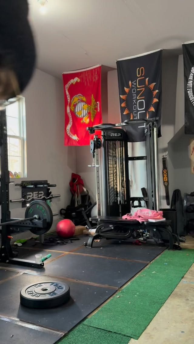 Strong women don’t all look the same.
Some are lifting weights.
Some are building careers.
Some are raising children.
Some are rebuilding themselves quietly after hard seasons.
Some are doing all of that at the same time… and more. So much more.
Strength shows up in discipline, in resilience, and in the choice to keep going.
Today — (I mean… every day) — we celebrate women who refuse to give up on themselves.
Happy International Women’s Day.
Small steps → strong lives.
*of course I had to do this with all three girls lol
————————
#internationalwomensday #strongwomen #womenwholift #disciplineovermotivation #smallstepsbigresults