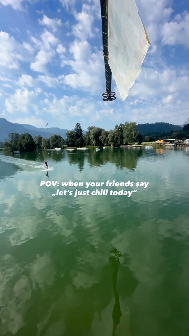 Be honest… would you hold on or let go?
#pov #wakeboard #highestjump