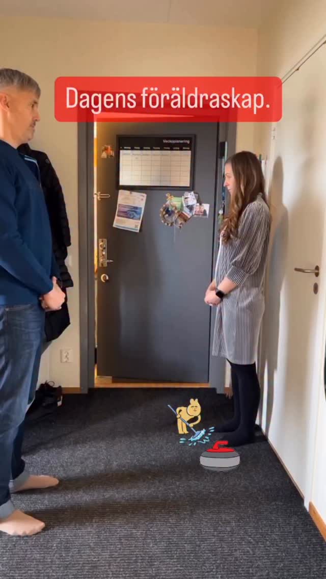 Är barnen mer curlade idag än generationen innan? Jag är pappa till två döttrar med 28 år emellan och har lite tankar kring det här, och mycket mer, i min kommande ståuppshow ”Daddy Deluxe”.
Premiär den 21 mars i Linköping 👍🏼
Finns ca 5 biljetter kvar till min provföreställning i Stockholm den 14 mars. Biljetter på bronten.se