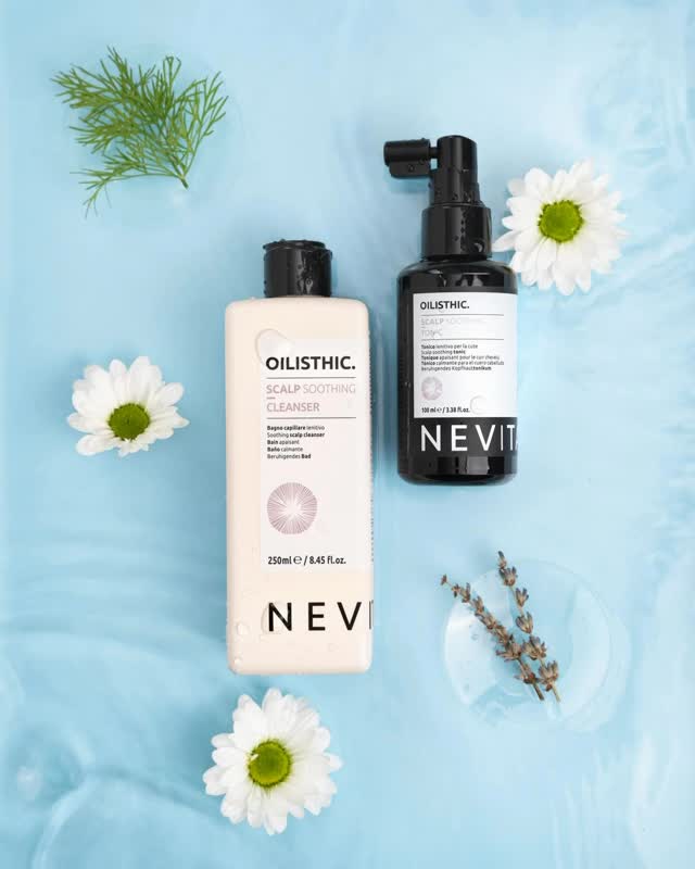Scalp_Soothing: das spa-ähnliche Ritual zur Wiederherstellung von Balance und Feuchtigkeit. 🌿💆♀️
Angetrieben von der fortschrittlichen Calming Technology wurde unsere beruhigende Linie entwickelt, um die Kopfhautbarriere zu regenerieren, Rötungen und Juckreiz zu lindern und gleichzeitig intensiv Feuchtigkeit zu spenden. 💧✨
Angereichert mit natürlichen Inhaltsstoffen wie Lavendel, Kamille und Fenchel bietet sie sanften und zugleich wirksamen Komfort – und verwandelt Sensibilität in langanhaltende Balance. 🌸🌼
Möchten Sie es zu Hause ausprobieren? Fragen Sie Ihren Lieblingsfriseur danach. 💬✂️
#Nevitaly #Oilisthic #ScalpSoothing #haircare
