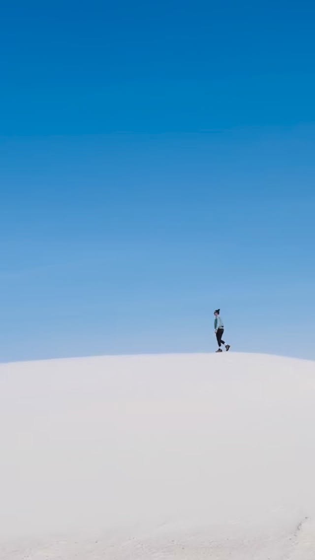 Walking through these dunes felt other worldly—quiet, endless, and completely unreal ✨
White Sands has this way of making everything slow down… like the world paused just long enough for you to take it all in. 🤍 #adventureawaits #nationalparks #whitesands #whitesandanationalpark